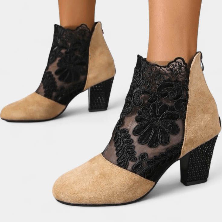 Charlotte™ | Décolleté eleganti con motivo floreale