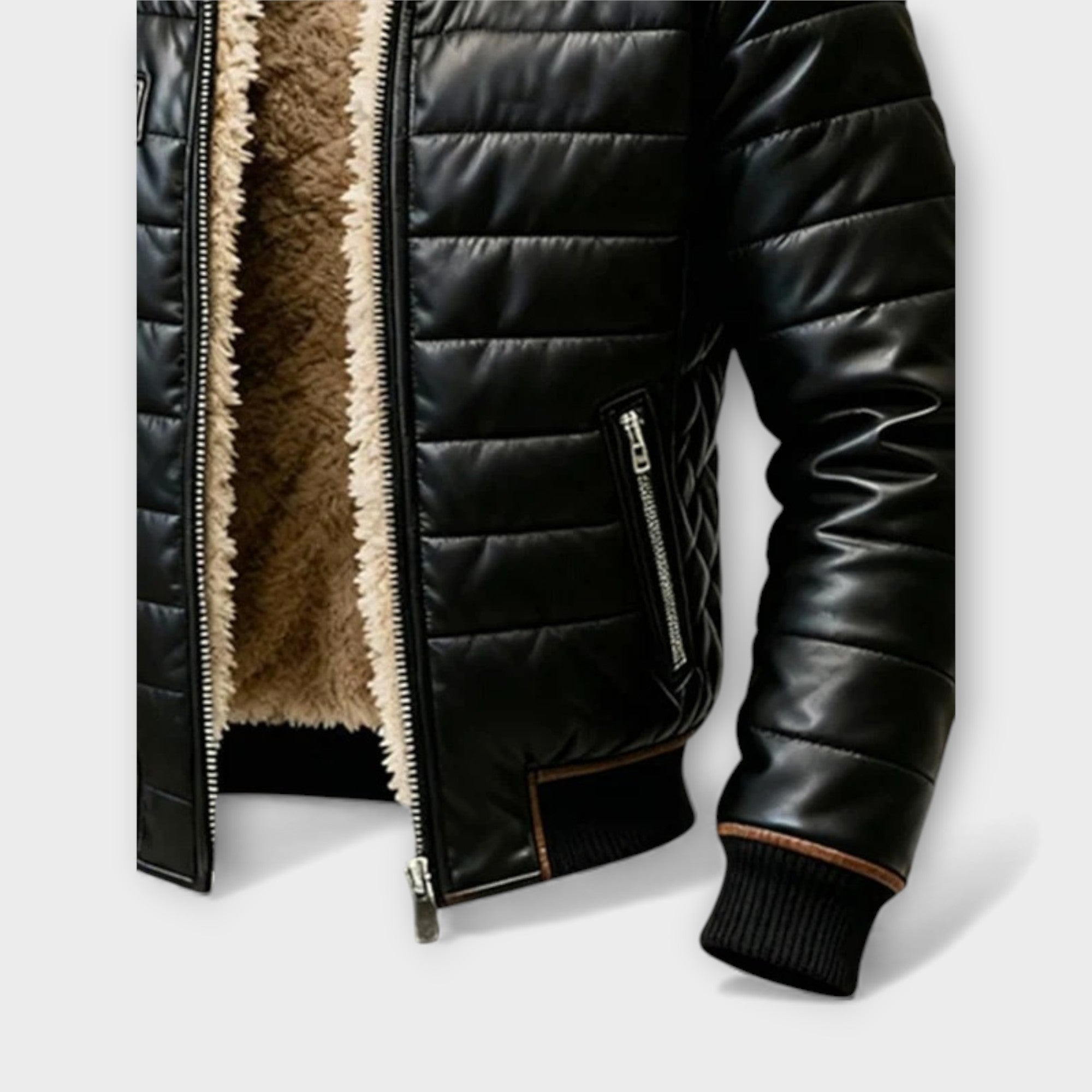 Giacca trapuntata nera con fodera in sherpa