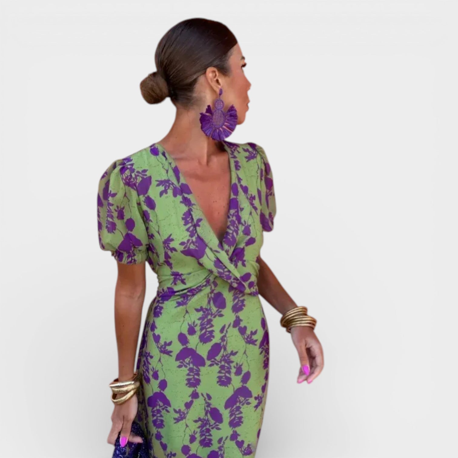 Abito Eleganza Estiva - Scollo a V e Maniche Corte