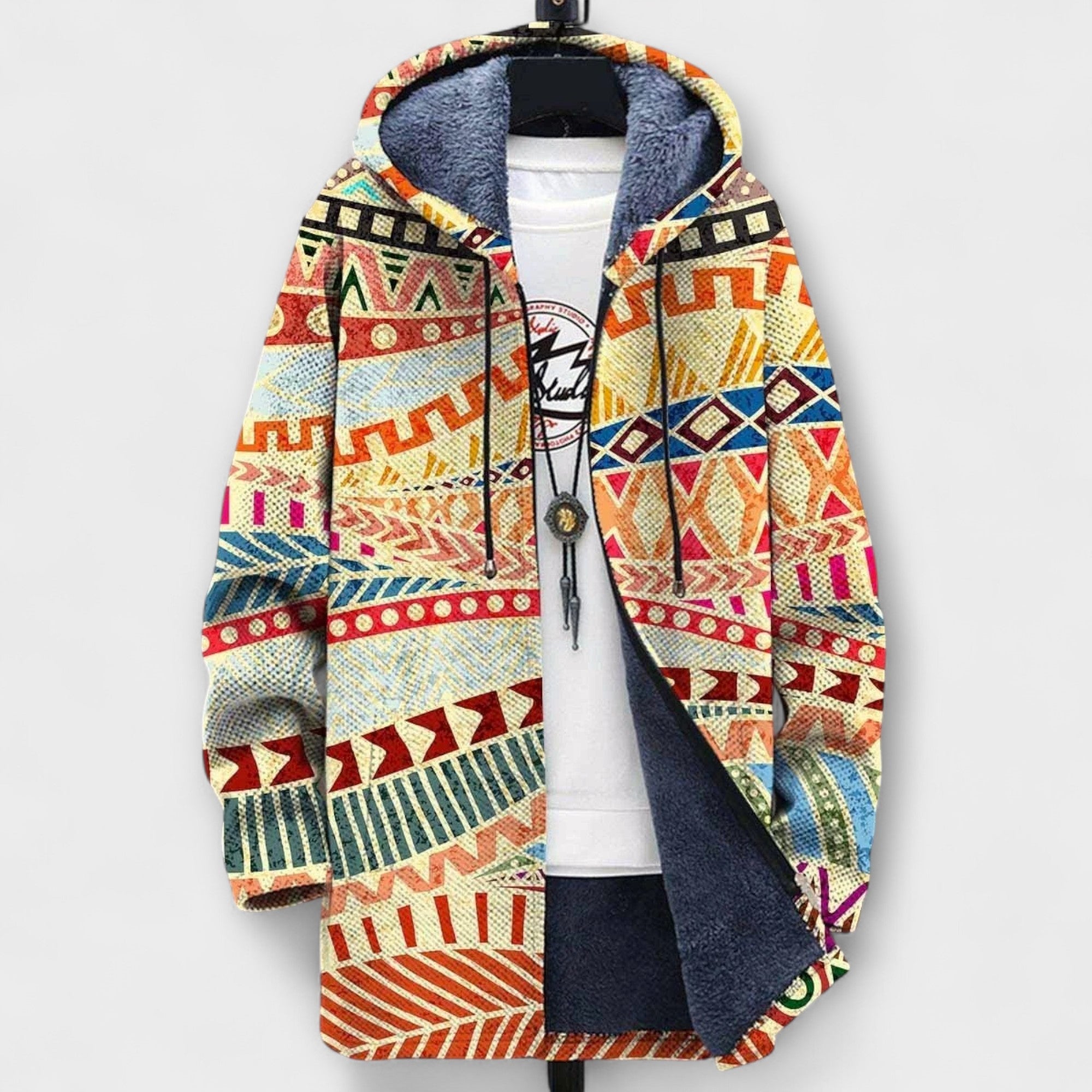 Cardigan lussuoso con ispirazione