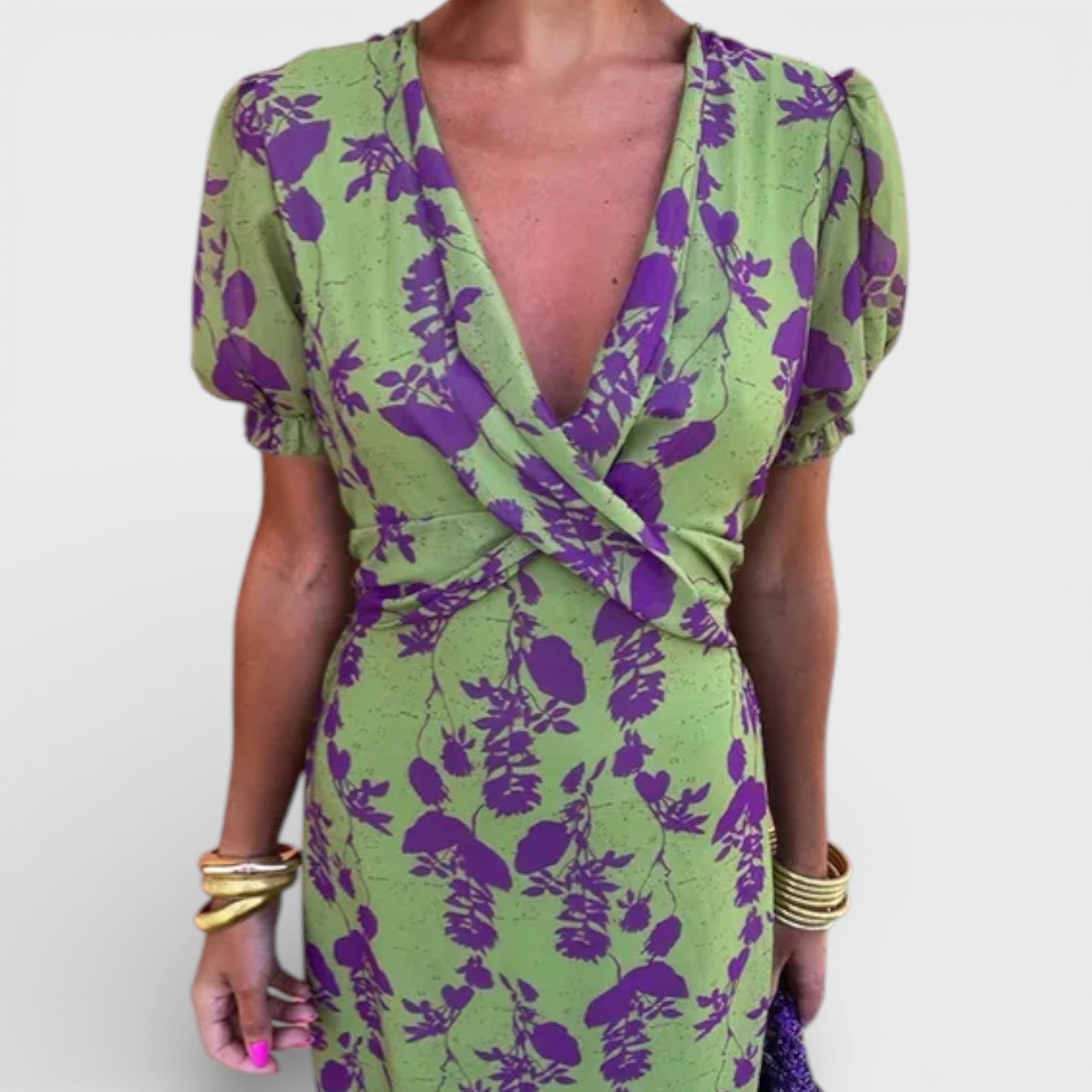 Abito Eleganza Estiva - Scollo a V e Maniche Corte